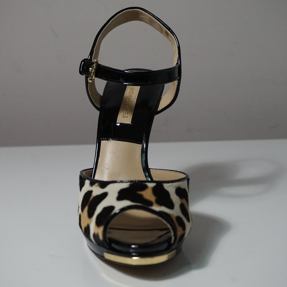 Michael by Michael Kors Bailee Suntan Leopard-Prin - Picture 4 of 8